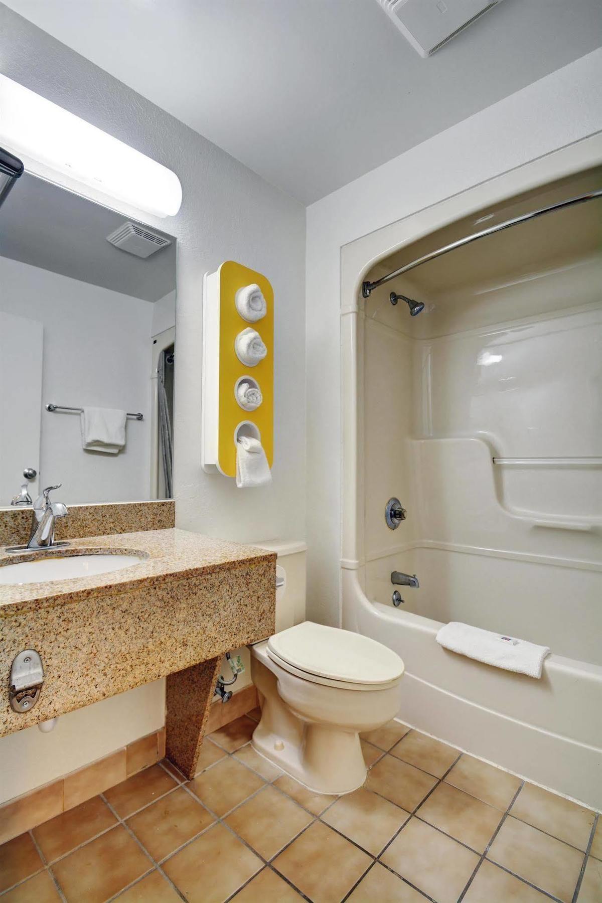 Motel 6-Newport, Ri المظهر الخارجي الصورة